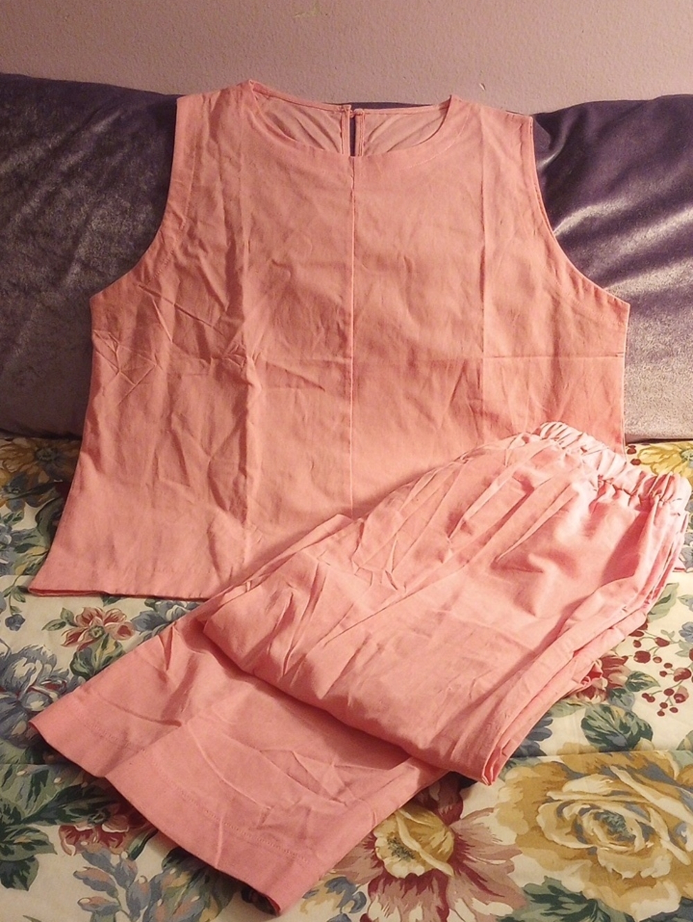 Classic Sleeveless Top and Elastic Waist Pants Set - Pink